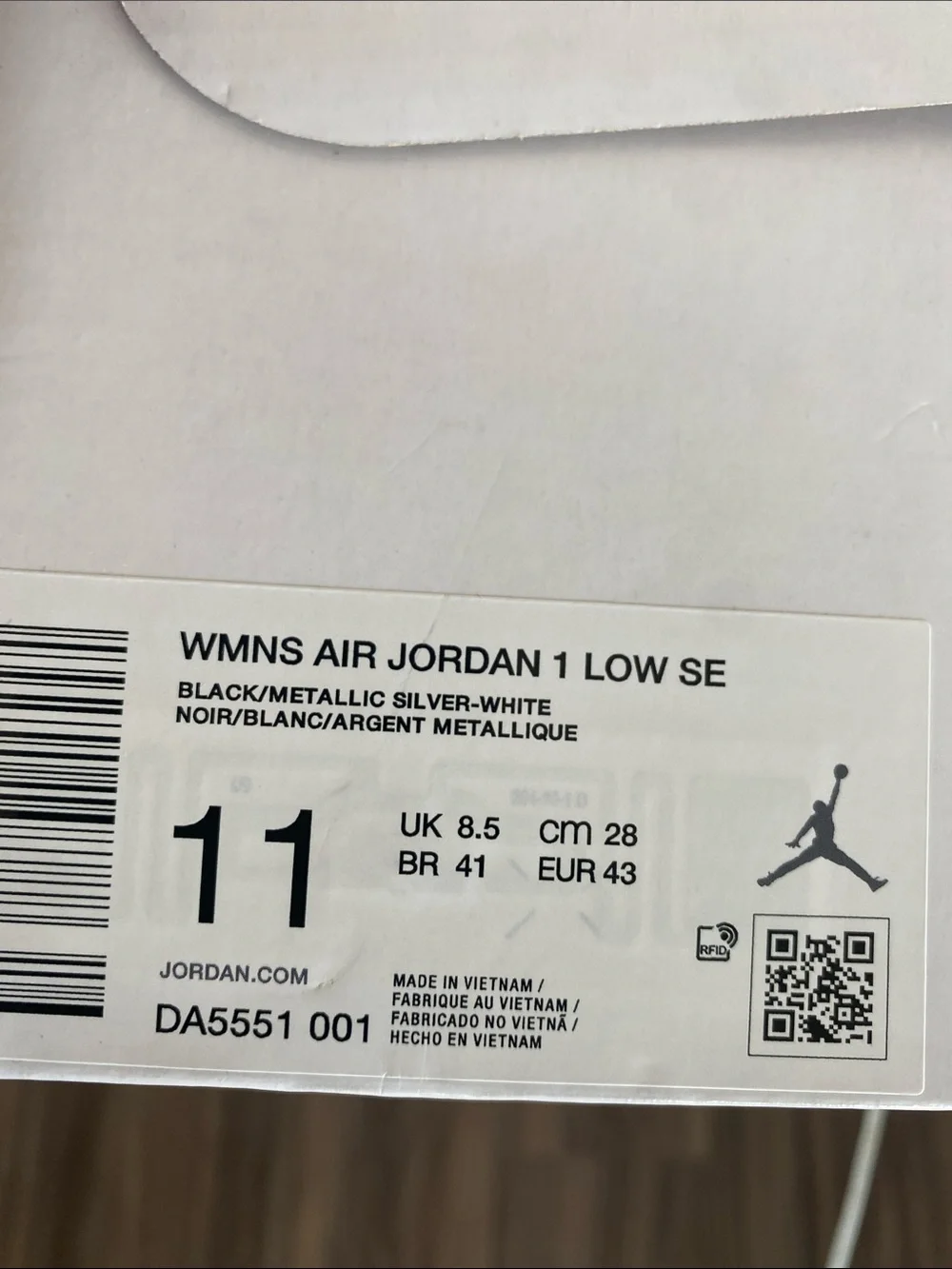 NWT Women’s Jordan 1 Low SE Black and Metallic Silver Low Top Sneakers - Picture 17 of 17